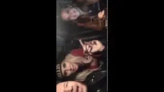 Donnie Wahlberg and Jenny McCarthy Periscope at Taco Bell