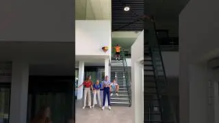 PARACHUTE SPRINT CHALLENGE 😱🪂