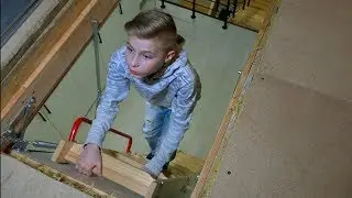 Нашли НЫЧКУ... Что родители прячут от нас на чердаке???What do parents hide from us in the attic ???