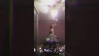 Доллары целый веер😁😀😂