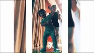 Сын Александра Овечкина, 2-летний Сережа покоряет танцпол с двоюродной сестрой Полюшкой.