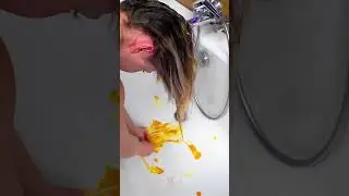 DON'T STRUGGLE WHILE WASHING YOUR HAIR! 😭| Cool hair brush helps out, great beauty tool 