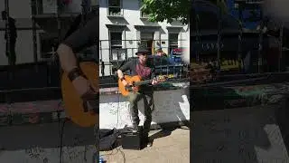 Уроки.Abbey Road.London. 2018. Here comes the sun.У парадного подъезда знаменитой студии....