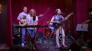 CAPITALBAND - Sunday Morning (Maroon 5) клуб "16 Тонн (Арбат)" 05.08.22