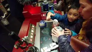 DROID DEPOT INSIDE DISNEY HOLLYWOOD
