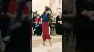 Вот как надо! Цыганочка танцует 
