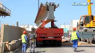 Установка балки на мост через улицу Буденного