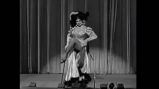 Erotic Jenny Lee - Vintage Burlesque show - American burlesque dancer and stripper