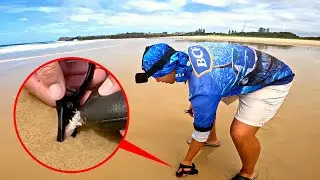 He caught his FIRST Beach Worm on Camera!