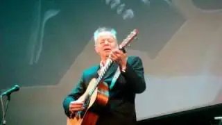 Tommy Emmanuel ~ Smokey Mountain Lullaby