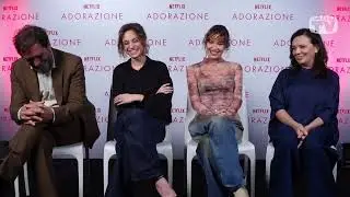 “Adorazione” | Intervista a Noemi Magagnini, Alice Lupparelli, Stefano Mordini e Donatella Diamanti