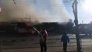 В Кривом Роге горел рынок на ул  Лермонтова