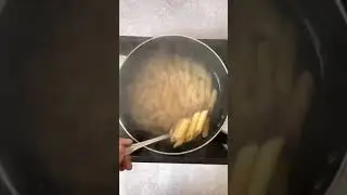 Crunchy Pasta Chips