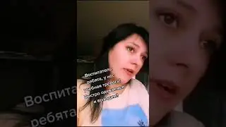 а ваш ребёнок сам надевает колготки?