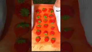 Guess how many strawberries 🍓 I needed for this challenge! 😳