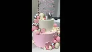 Торт на годик девочке/шоколадные шары/кейкпопсы/меренга