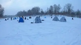 Ловля ЛЕЩА зимой!!! Разведка НОВОГО ВОДОЁМА!!! Рыбалка в Томской области!!! Зимняя рыбалка 2022!!!