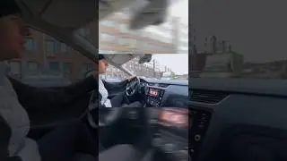 Как работает функция авто парковки на Skoda Octavia 👍