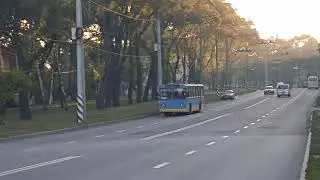 Тролейбус ЗиУ-682В №0180 прямує Краматорськом.