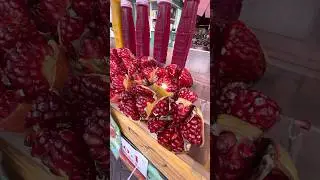 Amazing Pomegranate juice in Bangkok Thailand - Fruits Cutting Skill