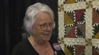 Sharon Christmas Displays Quilt at AQS QuiltWeek - Paducah