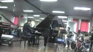 Pasquale Coviello play NUTVILLE (Horace Silver)
