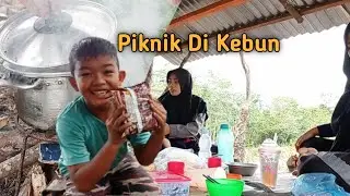 Piknik nya Jauh Kehutan Sambil Makan Bareng Keluarga