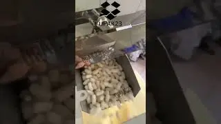 Вертикальный фасовочно-упаковочный автомат-упаковка кукурузных палочек  #упаковочныйаппарат #machine
