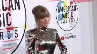 Taylor Swift breaks AMA record | Daily Celebrity News | Splash TV