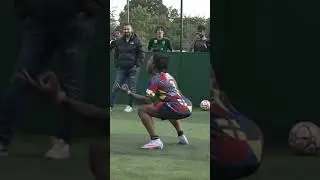 Speed gets embarrassed 1v1 against Rebecca 🤣