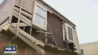 Poor living conditions at dilapidated southeast Atlanta apartment complex