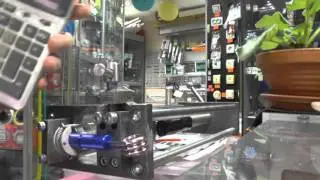 Калибровка синего эспандера с маркировкой 45кг от спортмастера