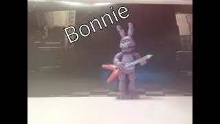 New fnaf figures.