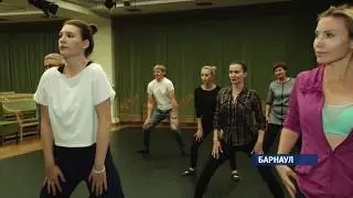 Участники проекта «Большая сцена» побывали на занятии у мастера сценической пластики