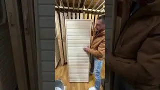 Стоит ли экономить на двери в баню из вагонки. 
