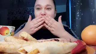 МУКБАНГ💥БЛИНЧИКИ🤭это не моё🖐️ГРЕЙП🍊спас ситуацию✨