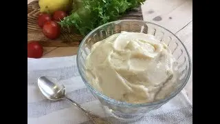 Домашний майонез и кухонный миксер с чашей