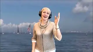 Однажды морем я плыла