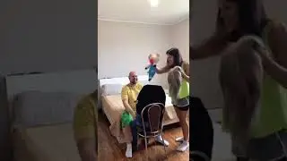 Разыграл жену. 