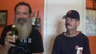 Louisiana Beer Reviews: Mickey's Fine Malt Liquor (duo review)