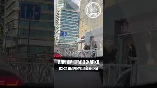 Как девочки умеют открывать бутылки