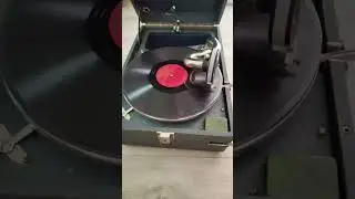 Патефон 1939г