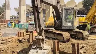How Chain excavator work for shoring