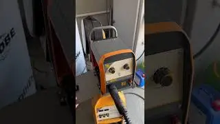 Сварочная горелка в полуавтомате hugong invermig 500S но лучше ставить ABICOR BINZEL 