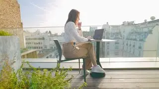 How I Work: Marie-Morgane Kergrohenn Says “Oui!” to Meeting in the Office