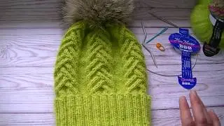 Вязание шапки узором 