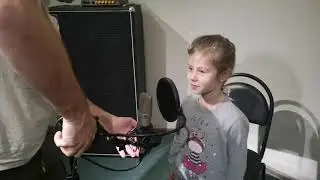 Ребёнок 6 лет поёт Beyonce 