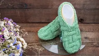 Seamless knitted slippers for everyone 🖇