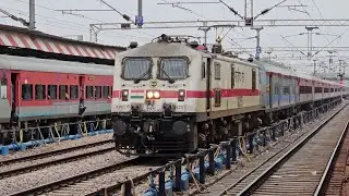 Secunderabad Duronto arriving & Gondwana Express departing Agra Cantt, Indian Railways...!!