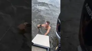 КОФЕ В РЕКУ! Кофе в постель - дешевый стереотип...